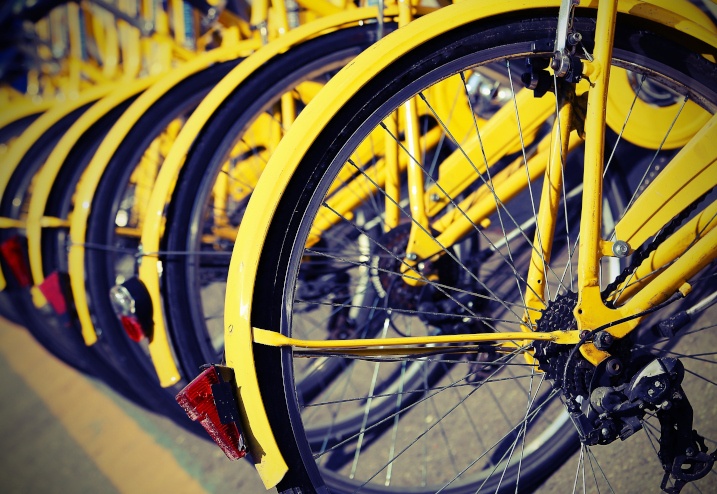 Yellow bikes cropped